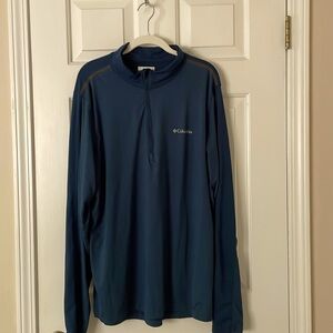 Men’s long sleeve shirt
